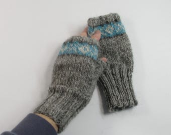 Icelandic Wool Fingerless Mitts, Mittens, Gloves, Hand Knit 100% Wool, Light Gray, Blue and White, Women One Size, Cozy Texting Gloves