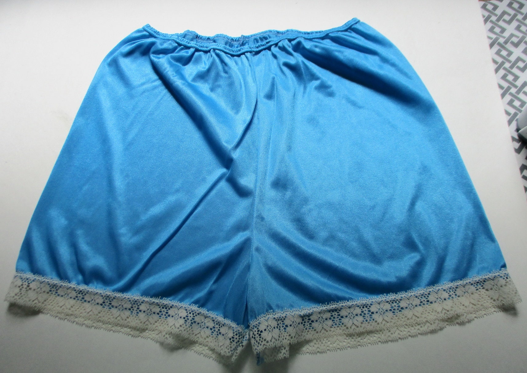 Lingerie Nylon Girl Panties Stockings Retro