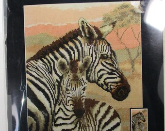 Anchor Maia Counted Cross Stitch Kit, ZEBRA FAMILY, Fin. Size 11.25 x 7.25 in., 16 Ct Cotton Aida, Instructions, Graph, New in Pkg