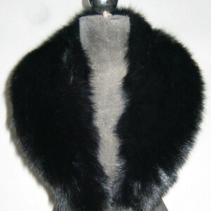 Elegant Genuine Black Fox Fur Collar