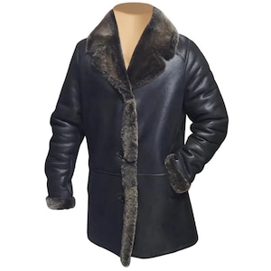 Handgemaakte lange jas van schapenvacht: zwarte leren bovenkleding