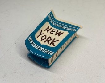 New York Cup Hair Claw