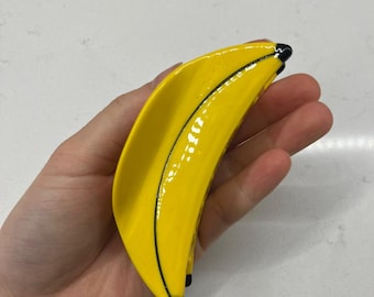Banana Hair Claw