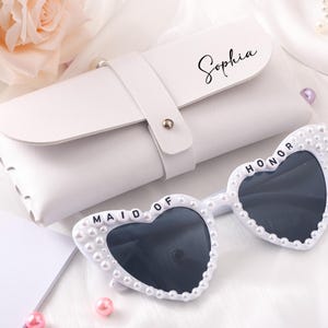 Kundenspezifische Braut Sonnenbrille, Braut Sonnenbrille, Brautjungfer Sonnenbrille, Hochzeit Geschenk, Bachelorette Perlen Sonnenbrille, Brautdusche Geschenk