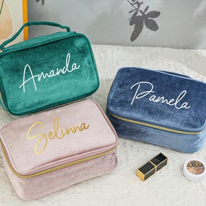 Custom Cosmetic Bag,Bridesmaid Makeup Bag Personalized,Travel Toiletry Bag,Bridesmaid Gift,Monogrammed Velvet Toiletry Bag,Gift for Her