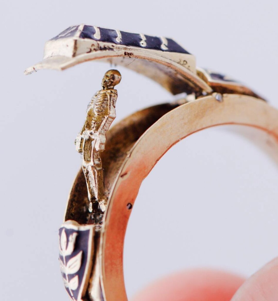 Antique MECHANICAL Automaton Ring Memento Mori Gold Enamel Resurrected ...