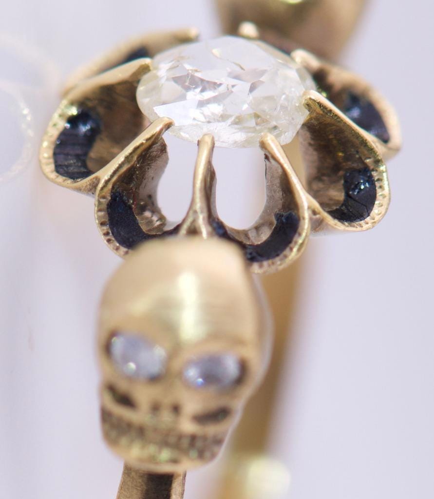 Antique Victorian 14K Gold 0.5ct Diamond Memento Mori Skulls Ring c1880s RARE