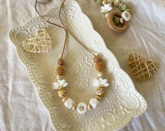 Collar para lactancia y porteo – Joyería para mamá con flor de caramelo – Collar para mamá de silicona de grado alimenticio y madera – Regalo para baby shower