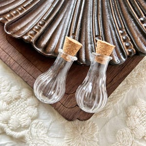 2pcs 28x16mm Small clear glass striped light bulb shape bottle vial cork mini craft charms pendant Jewelry Making