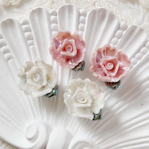 5pcs 20x25mm Pink White peony flower plants leaves ceramic charms cabochons flatback beads pendant DIY jewelry making parts findings