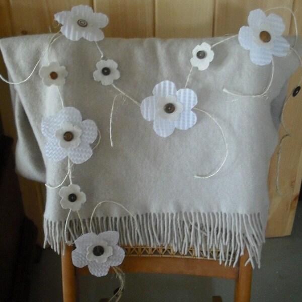 Cottage Sweet Fabric Poppy Burlap Bunting