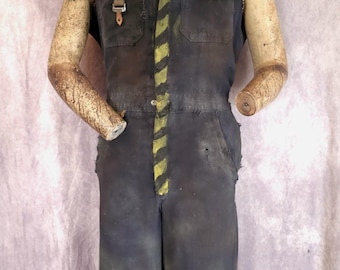 Distressed Bunker Tech Outfit (Adult Small)