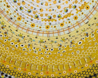 Honey Bumble Bee Yellow, Black and White Jelly Roll Oval Rug