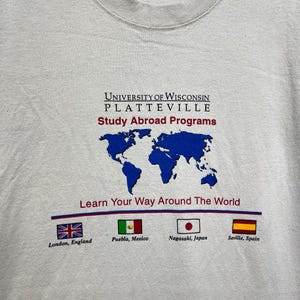 Vintage 90er Jahre Universität von Wisconsin Platteville Studieren im Ausland T-Shirt London Mexiko Japan Spanien Gr. L