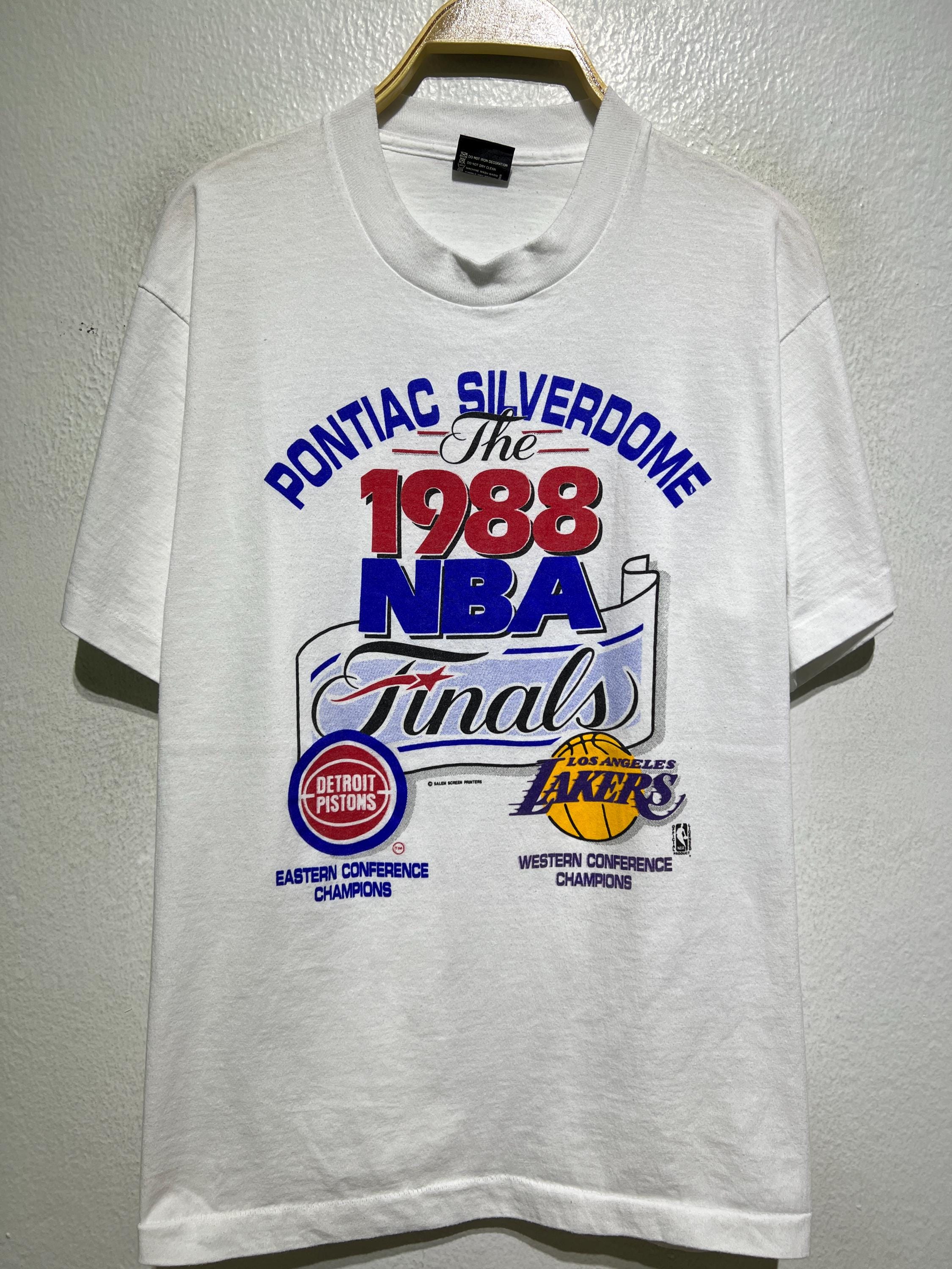 Vintage 1988 NBA Finals T-shirt Size L Lakers Vs Pistons