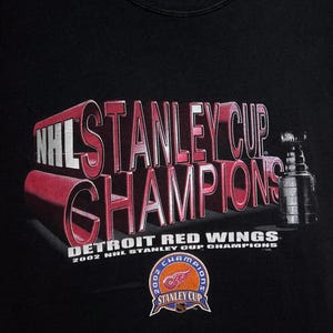 Vintage 2002 NHL Stanley Cup Champions Detroit Red Wings Ice Hockey Team Sportswear Fan Apparel T-Shirt 2XL