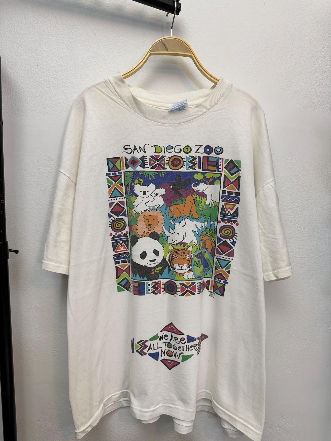 Vintage 90s San Diego Zoo Wildlife T-shirt Endangered