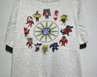 Vintage 90s SEC Mascots Shirt Southeastern Conference College Sports Team Logos NCAA All Schools Fan Uniform Style Cartoon Tee Size L