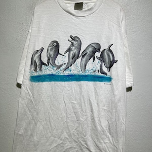 Vintage 90s Dolphins Jumping Ocean Scene T-Shirt Size XL Vintage Marine Life, Vintage Ocean Art, Vintage Animal Shirt, Vintage Summer Tee