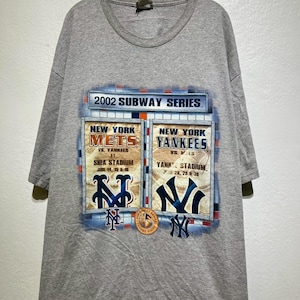 Vintage 2002 Subway Series New York Mets Yankees Rivalry Baseball T Shirt Size 2XL
