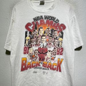 ヴィンテージ 1992 シカゴ ブルズ Tシャツ L 背中合わせの NBA ワールドチャンピオン セーラム スポーツウェア Tシャツ マイケル・ジョーダン 似顔絵 グラフィック 90年代