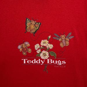 Camiseta vintage de los años 90 con diseño de osito de peluche y bichos, con temática de naturaleza, talla L, regalo vintage para amantes de los animales.