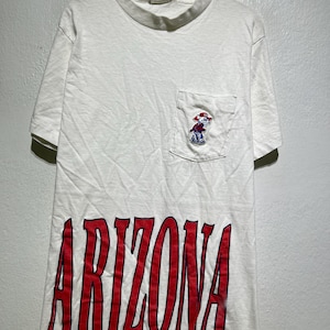 Vintage 90s Arizona Wildcats Big Print Pocket T-Shirt Size M