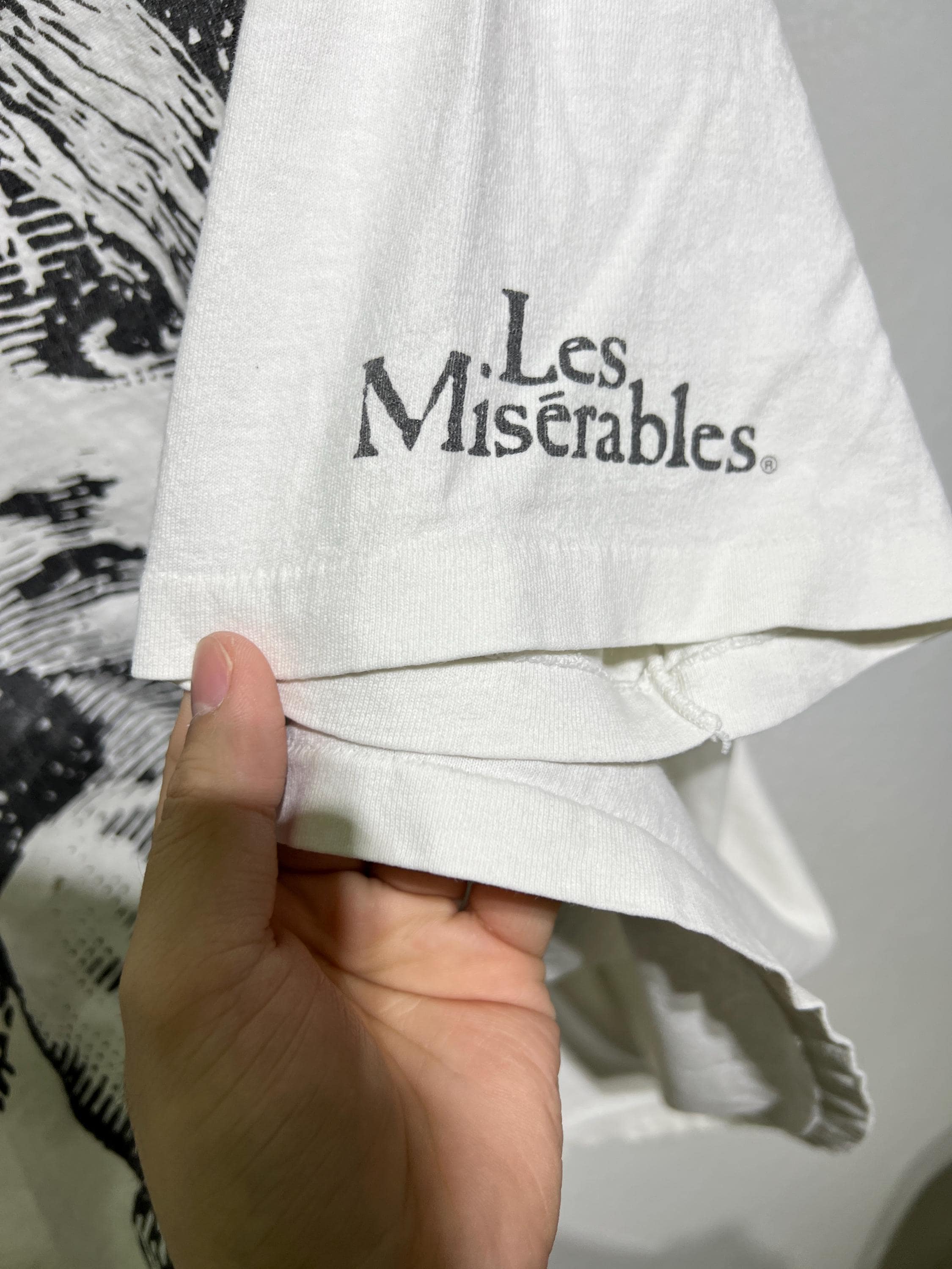 トップス 80s Vintage Les Miserable London VINTAGE 80s 1986 LES MISERABLES LEICESTER SQUARE LONDON T