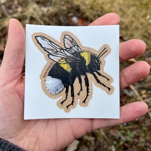 Pegatina de vinilo Bumblebee de 3" (de impresión linocut pintada a mano original)