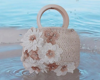 Weiß Floral häkeln, 3D Blume Applikation Handtasche, Braut Geschenk Geldbörse, handgemachte Cottagecore Sommer Tote, Braut, Brautparty, Junggeselle