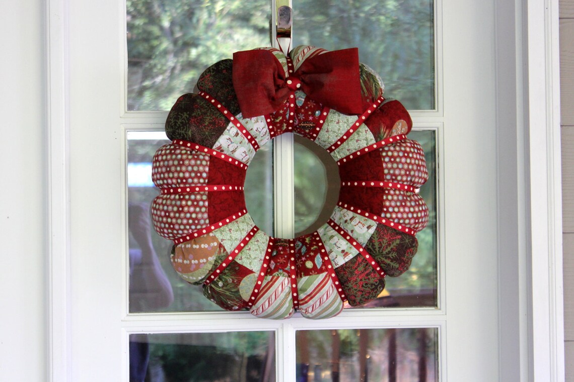 Large Patchwork Stuffed Fabric Christmas Wreath Etsy