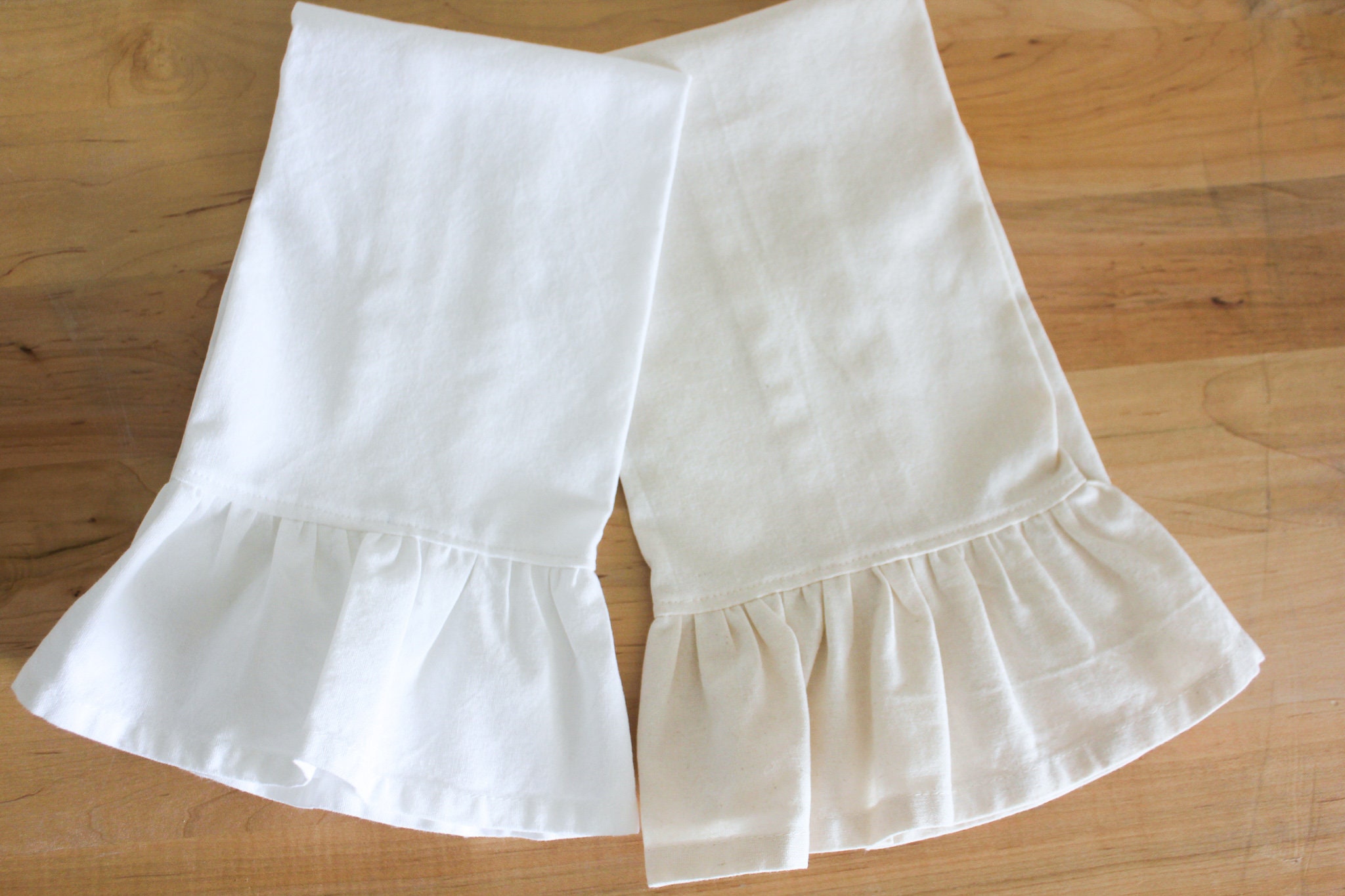 Natural or White Ruffled Tea Towel - Kitchen Towel - Tea Towel - Wedding Gift - Home Decor - Farmhouse Decor - - Housewarming Gift
