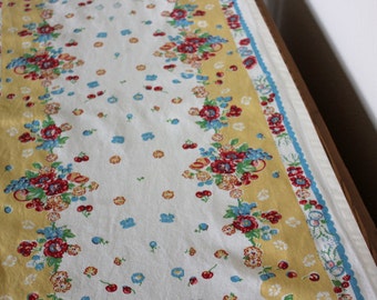 Floral Cotton Table Runner - Vintage Inspired Farmhouse Decor - Floral Table Linens - Farmhouse Table Runner - Custom Table Runner