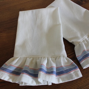 Ruffled Striped Cotton Tea Towel - Blueberry - Tea Towel - Blue Towel - Farmhouse Decor - Home Decor - Ruffled Towel