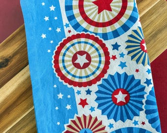 Americana Tea Towel: Patriotic Cotton Kitchen Decor for Summer Holidays