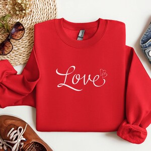 Love Heart Sweatshirt, Valentine&#39;s Day Sweatshirt, Cute Women&#39;s Sweatshirt, Cozy Valentine CrewNeck, Heart Sweater, Valentine&#39;s Gift for her