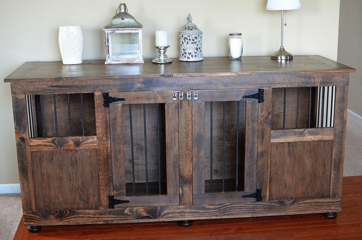 two dog crate with divider