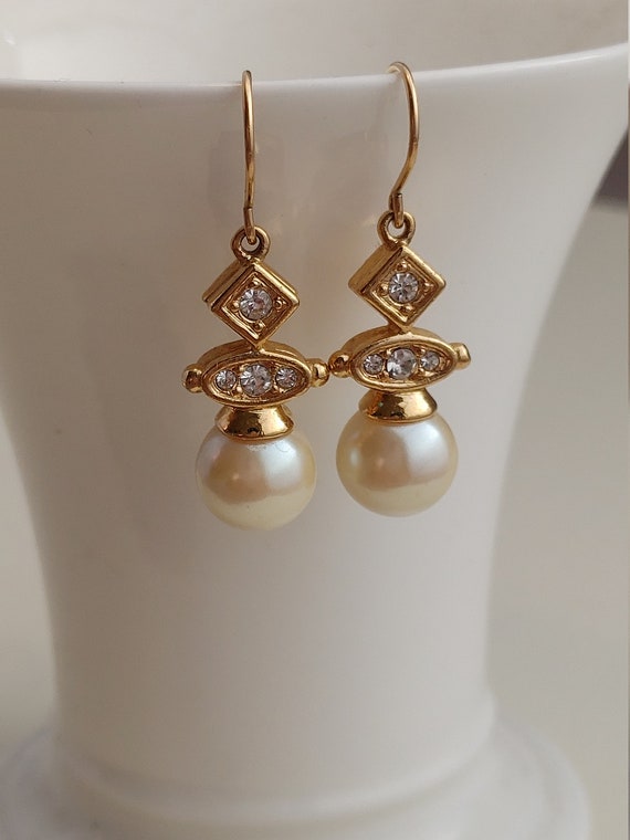 Vintage Signed Swarovski pearl earrings, gold tone - image 3