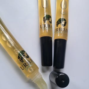 Spring Lip Oil | Hydrating Lip Oil | Glossy Non Sticky Lip Care | Handmade Lip Oil | Soft Smooth Lips | Summer Self Care Gift image 3