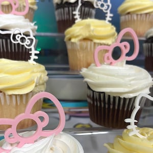 Kitty cupcake toppers set | Reutilizável e lavável | Toppers de cupcake com laço | Toppers de cupcake femininos | Toppers de cupcake personalizados