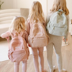 Sac à dos personnalisé pour tout-petit|Cadeau d'anniversaire personnalisé pour enfant|Sac brodé pour préscolaire avec prénom de l'enfant|Sac à dos monogramme pour la garderie|Cadeau de Noël