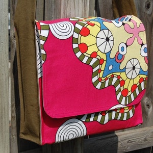 Pink Mandala Messenger Bag image 2