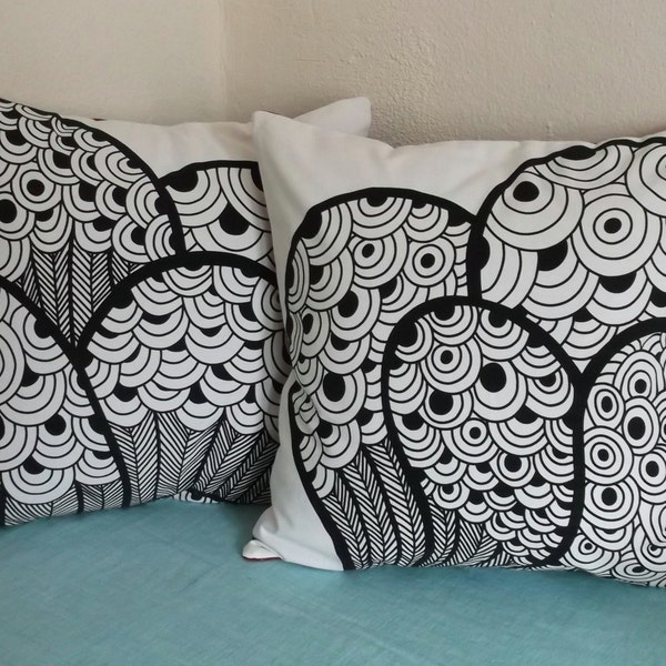 White and Black Graphic Pillow Cover 18x18