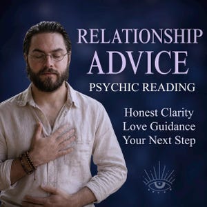 Könnte beinhalten: Eine Person mit Bart und Brille trägt ein helles Hemd mit Knopfleiste und hält die Hände auf der Brust. Der Text lautet: RELATIONSHIP ADVICE PSYCHIC READING Honest Clarity Love Guidance Your Next Step. Ein Augen-Symbol ist unten.