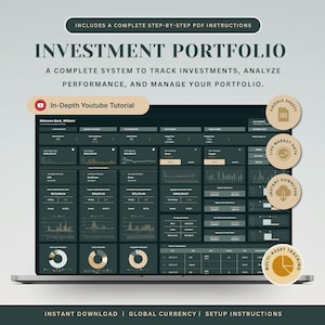 Op de afbeelding: Een digitaal investeringsportfolio-volgsysteem op een laptopscherm, met donkergekleurde dashboards, grafieken en financiële statistieken. Bevat tekstlabels voor Google Sheets, live marktgegevens en een uitgebreide YouTube-handleiding.