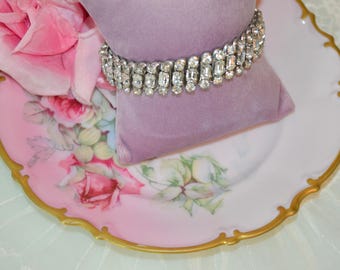 Vintage Clamper Bracelet, gorgeous rhinestone jewelry that catches the light!