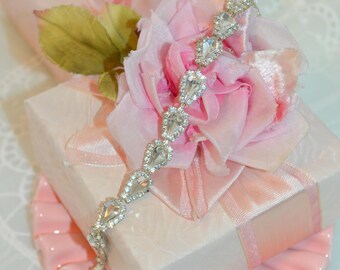 Hollywood Glam Midcentry Rhinestone Bracelet, gorgeous 1960's jewelry