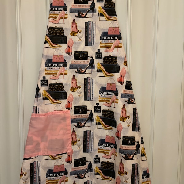 Reversible Aprons with Pockets