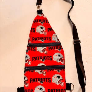 Patriots Sling Crossbody Bag