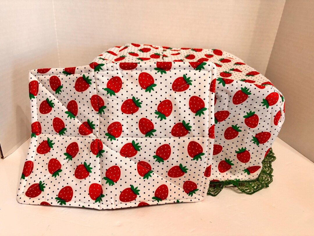 Strawberries Slice Toaster Cover With Potholder UK